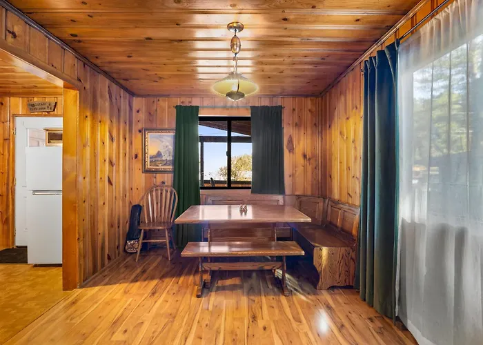 Cozy In The Pines W Grill Outdoor Dining *